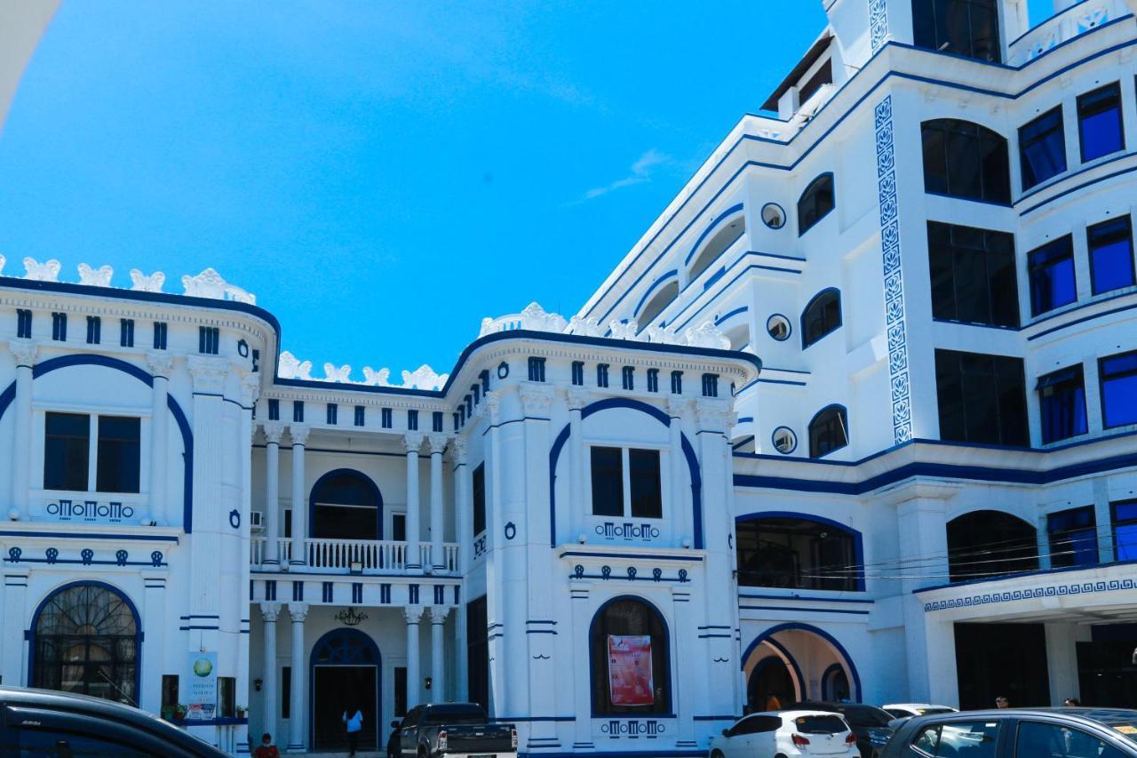 Reddoorz Plus @ Castle Chateau Iloilo Exterior foto